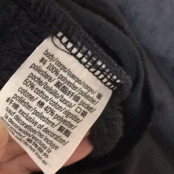 VS PINK Teddy One piece pjs Black w/Red Hearts cozy fall limited edition warm - Picture 11 of 12